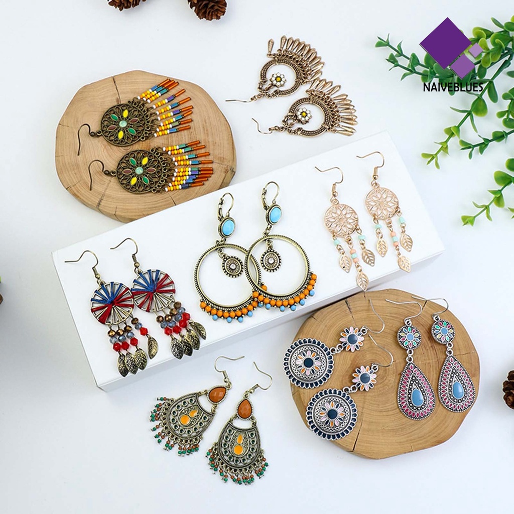 1 Pasang Anting Kait Gantung Wanita Desain Hollow Hias Manik-Manik Multi Warna Gaya Bohemian Untuk Pesta