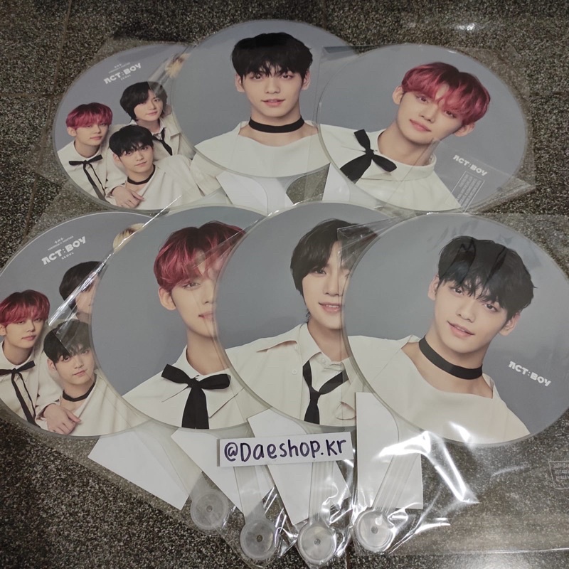 TXT ACT: BOY IMAGE PICKET