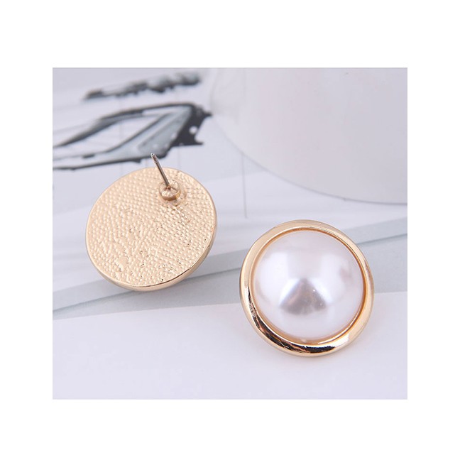 LRC Anting Jepit Dan Tusuk Fashion Gold Pearl Ear Clip Earings A59180