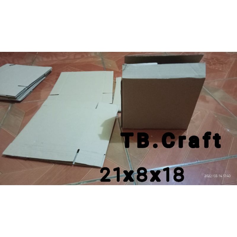

KARDUSSERBAGUNA/KARDUSTASMINI/TASSELEMPANG/PACKINGTAMBAHAN/KARDUSKOSMETIK
