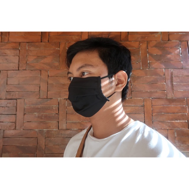 Masker kain 3 lapis