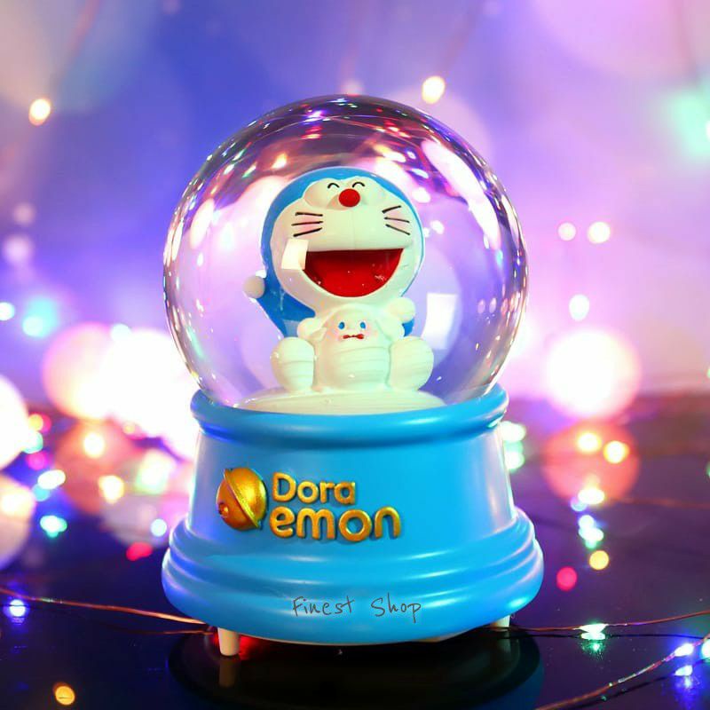 Kotak Musik JUMBO Snowball Doraemon Train Pajangan Lampu Kado Bola Kristal Salju Snow Globe Kereta