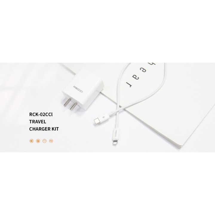 RECCI RCK-02CCL Travel Charger Combo Kit Cable USB-C to Lightning