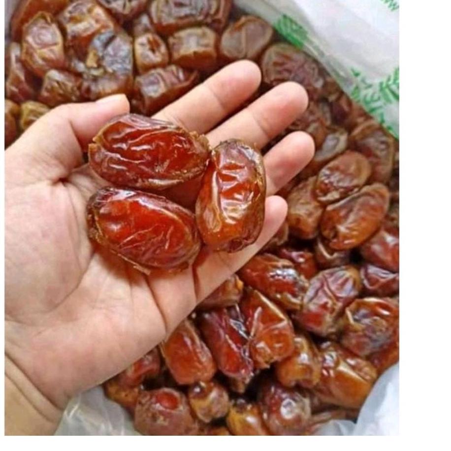 

[✅HAPPY SHOPPING❤]( GROSIRAN ) KURMA SUKARI AL QASSIM 1kg KURMA SUKKARI EMBER GRADE A 850gram