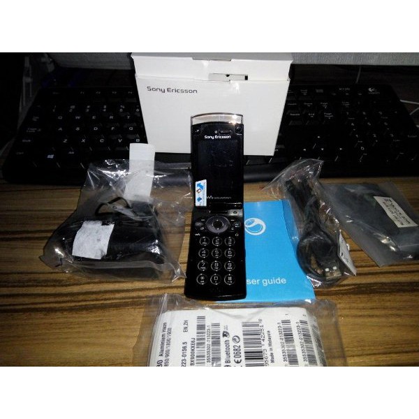 Handphone Flip Clamshell Walkman Stylish Musik ( Sony Ericsson ) ORIGINAL, Phonebook 1000, Internal