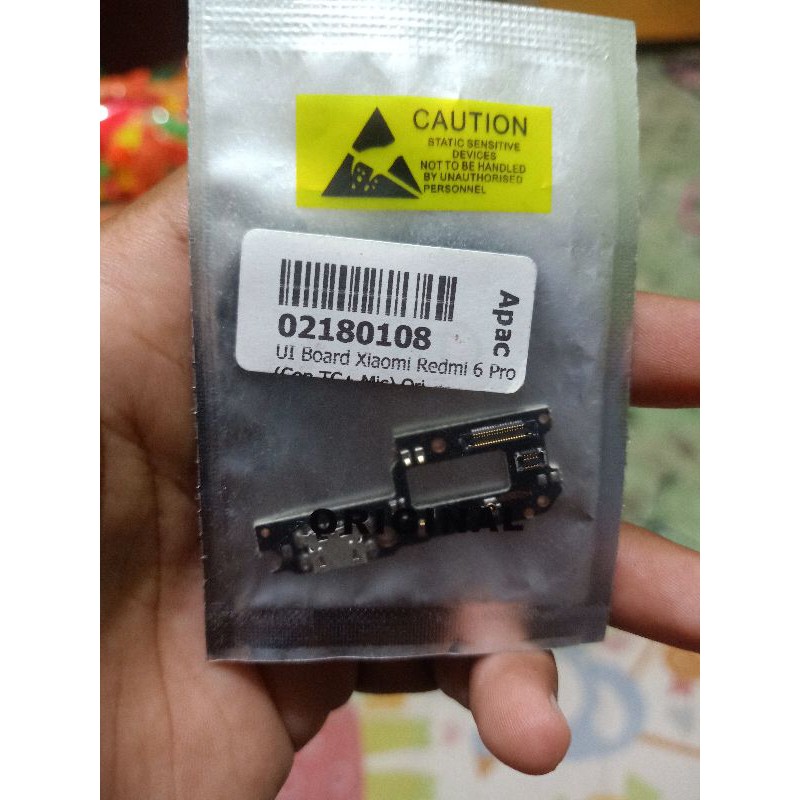 

board bawah Xiaomi MI A2 lite/redmi 6 pro