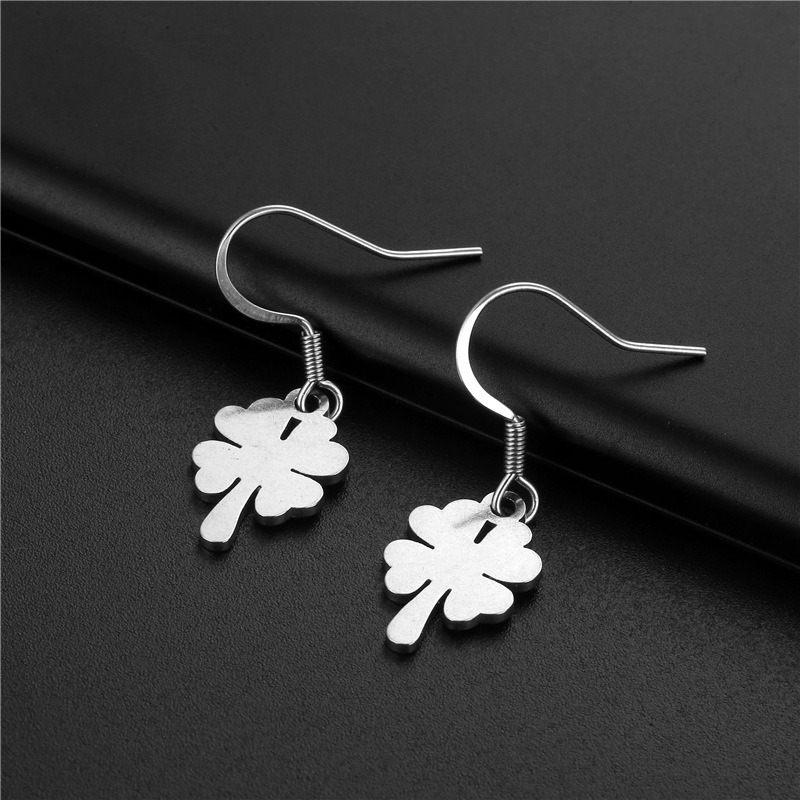 Baru perhiasan set glossy empat daun semanggi kalung stainless steel kalung anting-anting set