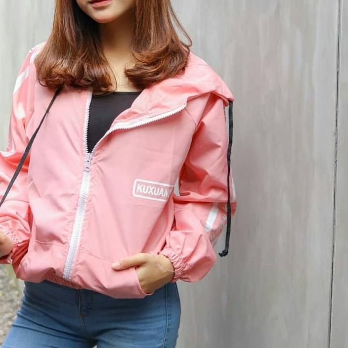 Kuxu Jaket - Jaket Parasut Wanita