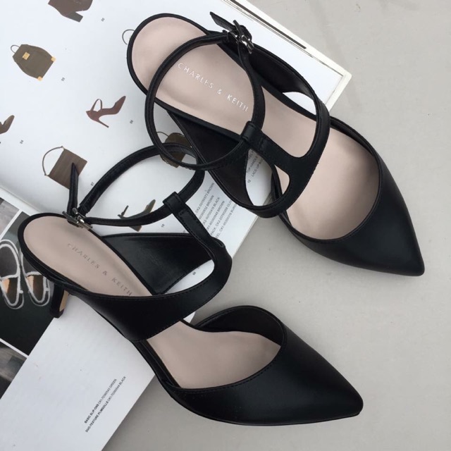 HEELS CHARLES AND KEITH ORIGINAL READY