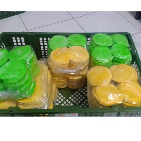 

Kode3u8Ti--Kulit dimsum warna uk.6,7,8,9 cm hijau atau kuning 100 lembar