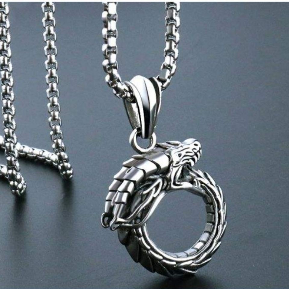 Hip hop pria kalung Ouroboros cincin liontin gaya Korea hipster cincin sweter rantai titanium baja l