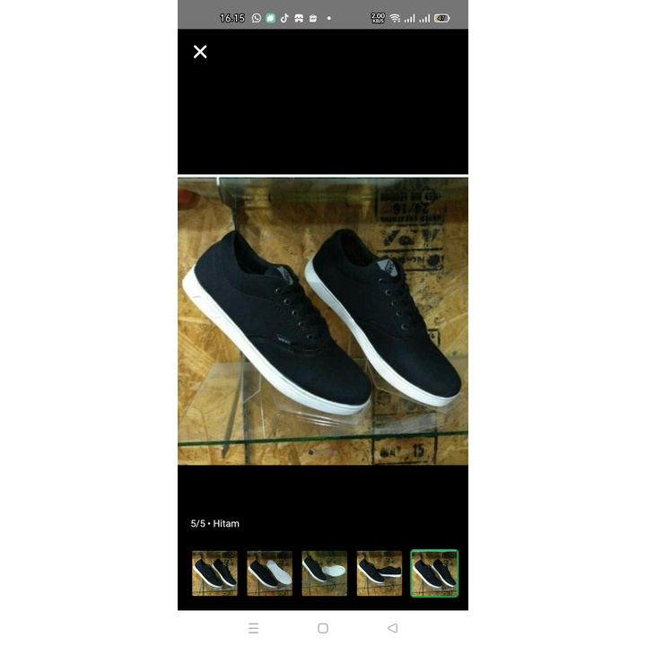 sepatu  murah hitam putih