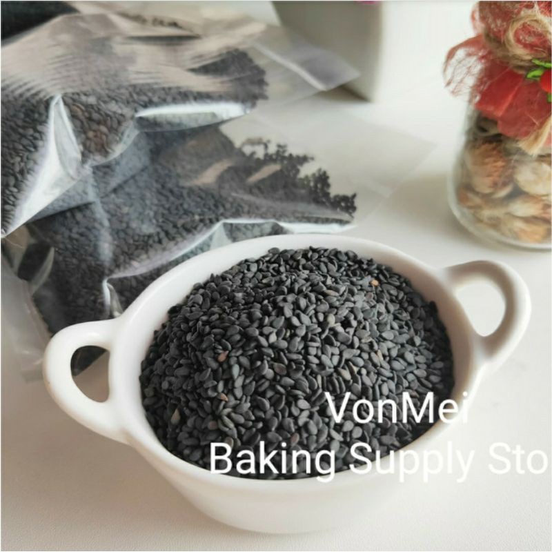 

Biji Wijen Hitam 100 GR Black Sesame Seed 100 Gr