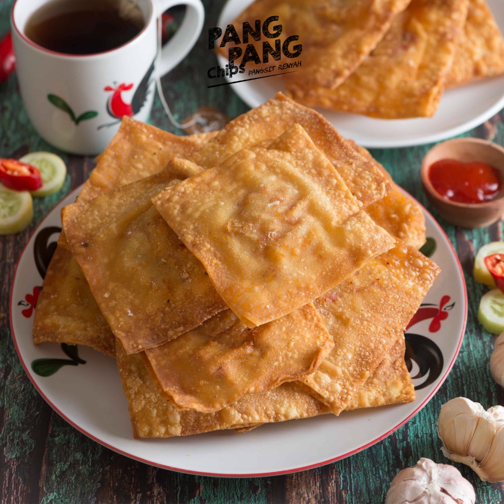 CRISPY PANGSIT ISI AYAM SUWIR PEDAS