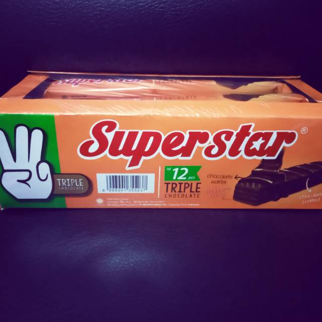 

Wafer Superstar 1 kotak isi 12 pcs