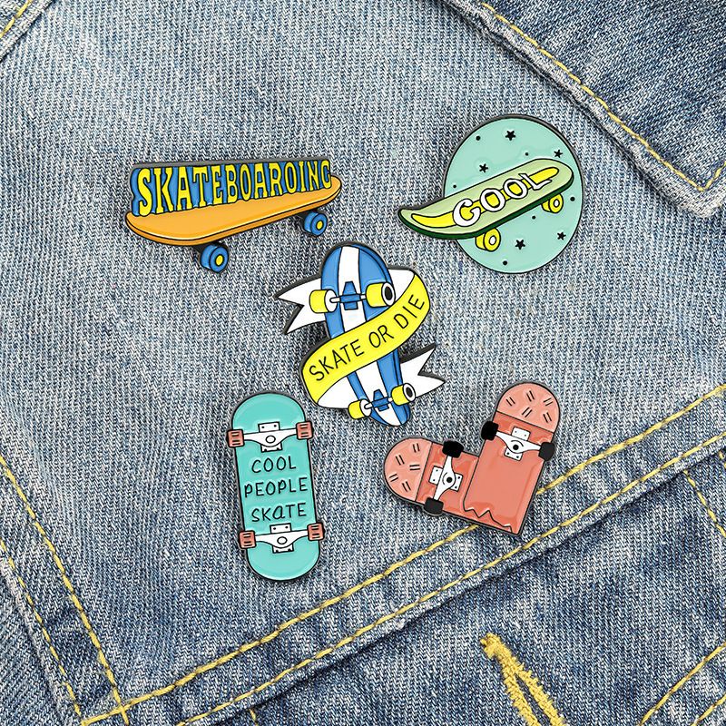 07.07 BIG SALE !! PIN ENAMEL / BADGE /FUNNY BADGE / ACCESORIES TAS/ BROS