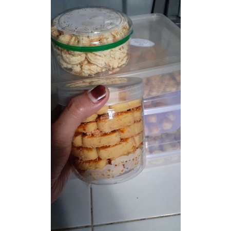 

kastengel/kue kering/kue lebaran/toples tabung 600 ml