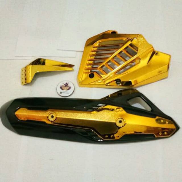 Tutup knalpot plus tutup radiator

Vario tehno 125 150 gold