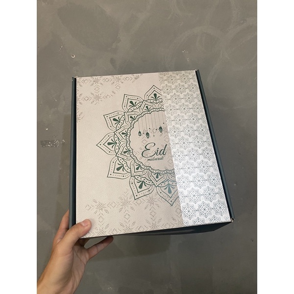 

\ BOX EARLOCK LEBARAN HIJAU 26x30x10 FULLPRINTED LUAR DALAM / PREMIUM BOX READY TO ORDER FOR HAMPERS/GIFT/KADO/HADIAH/DSB/DLL/HEHEE