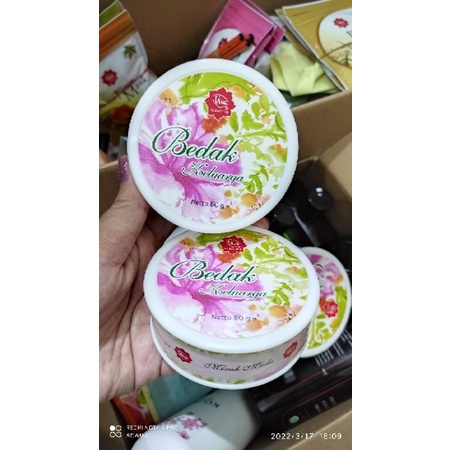 VIVA cosmetic bedak tabur marks bedak tabur keluarga