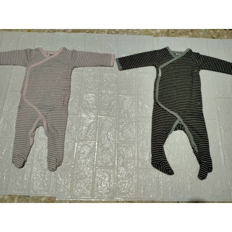 Preloved Set Sleepsuit Bonds Baby isi 2 pcs Garis Preloved Sleepsuit Bonds Baby Preloved Bonds Wonde