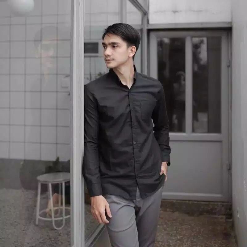 KEMEJA PRIA BOYI TOP MAN LENGAN PAN HITAM WHITE ALJANG KASUAL FORMAL KERJA KANTOR POLOS PUTIH