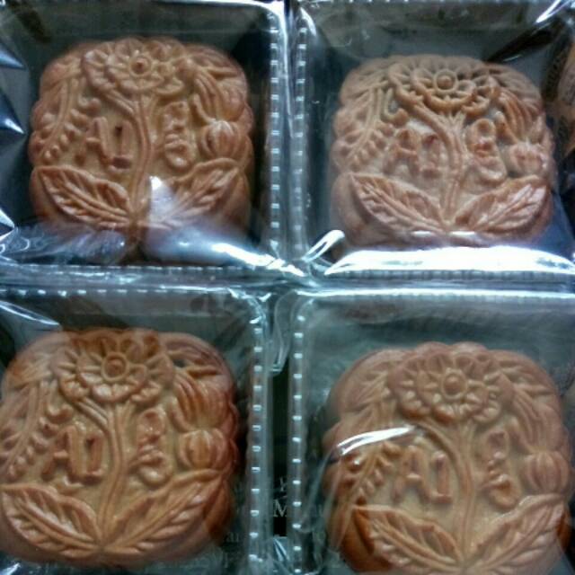 

A1 Kue Bulan Durian Kacang Hijau