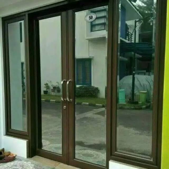 Stiker kaca cermin / one way