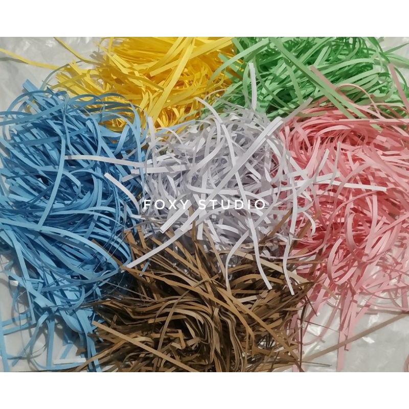 

SHREDDED PAPER PER 1 GRAM / KERTAS CACAH SERUT / ISI HAMPERS