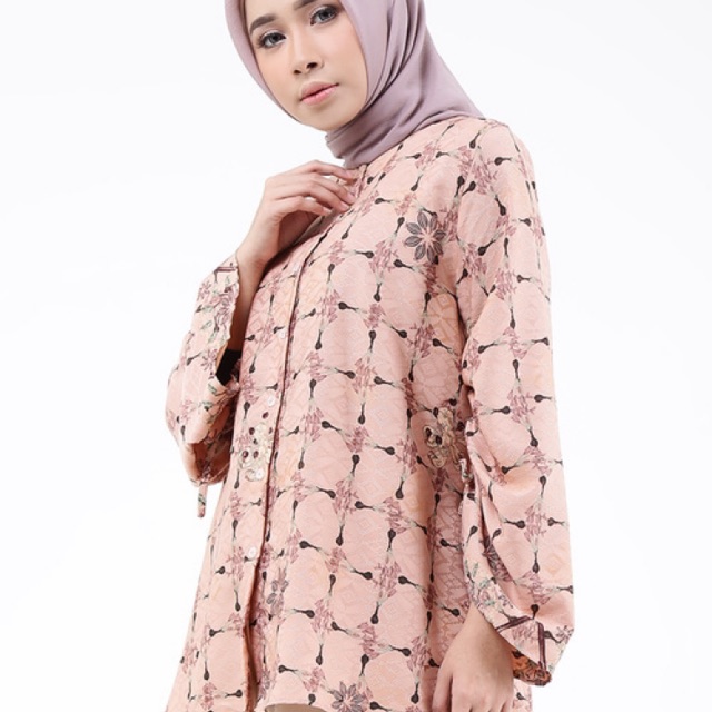Kuranji Top Ria Miranda size M