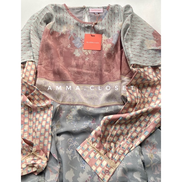 DISKON  NATA TOP NARA MONOGRAM SCARF OSTER SCARF PEONY TUNIC DAKKA DRESS Ria Miranda Barisan bukan M
