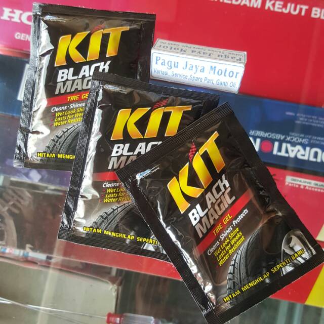 Kit black magic sachet poles semir ban 35ml furniture dashboard body motor mobil TERMURAH