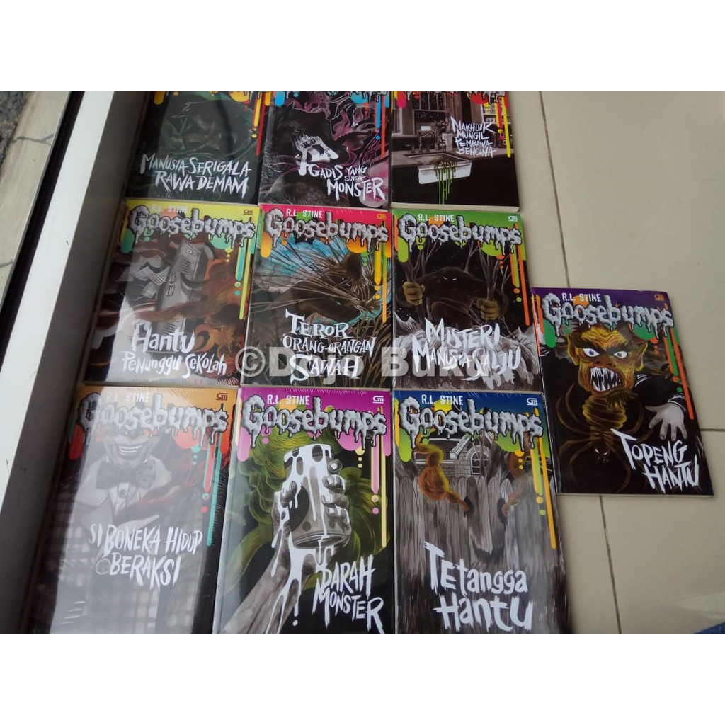 Goosebumps: Si Boneka Hidup Beraksi (Night of The Living Dummy) R.l. Stine