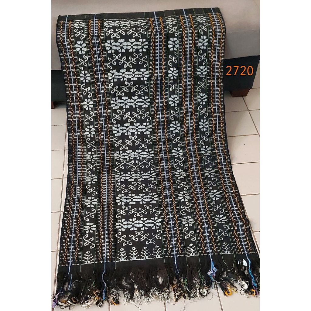 L 2720Tenun Maumere, Flores, NTT