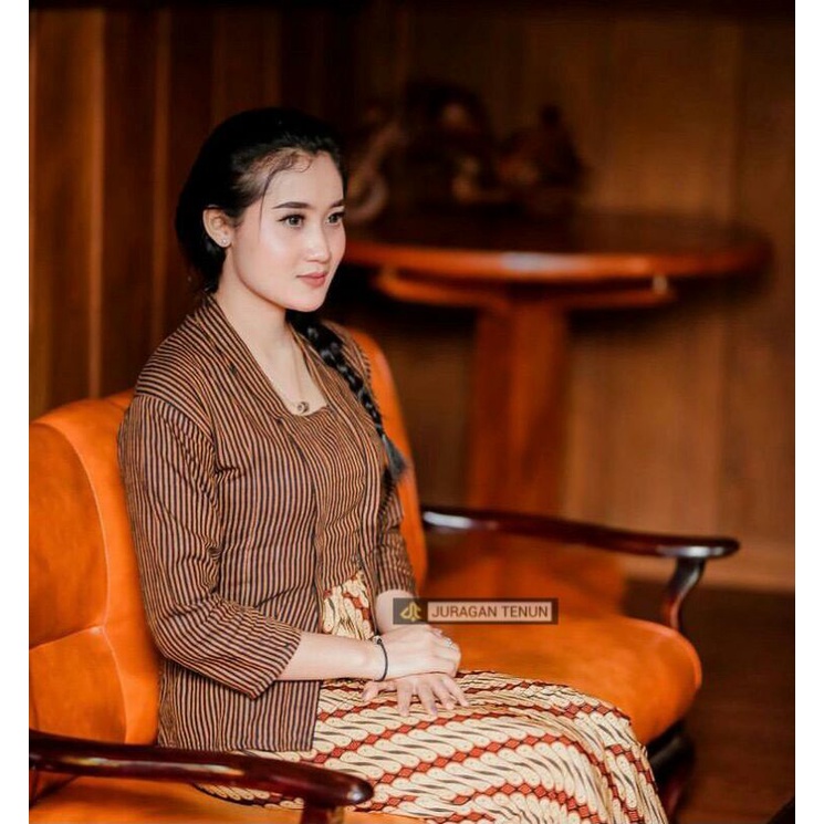Baju Tenun Kebaya Lurik Jepara | Pakaian Adat Jogja Solo | Lurik Jogja | Lurik Solo Pekalongan