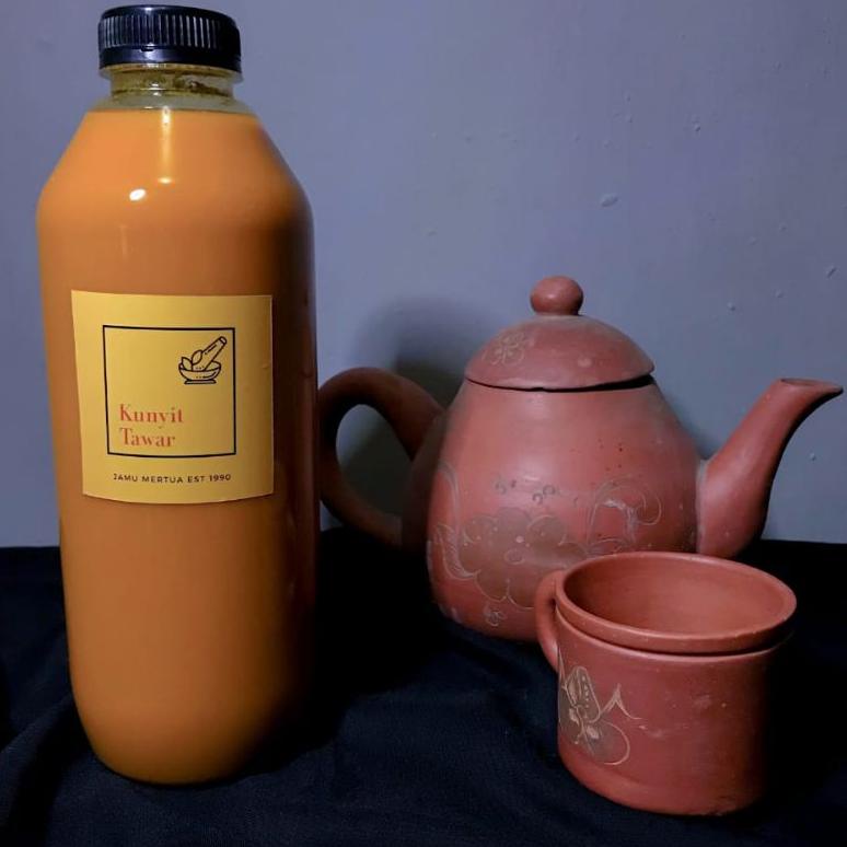 

gunturputra39 Jamu kunyit Tawar 1liter / Jamu mertua / kunyit asam / pelangsing / jamu tradisional / kunyit asam sereh / jamu warisan mertua jamu tanpa pemanis buatan jamu obat herbal alami jahe kencur temulawak kunyit pinang TERLARIS TERPERCAYA ORIGINAL
