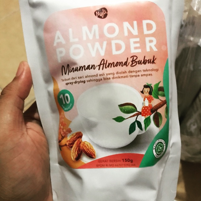 

Almond powder by mylk