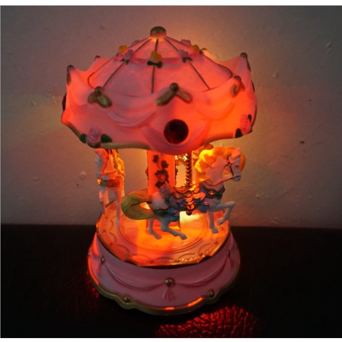 MUSIK-KOTAK- ROMANTIC CAROUSEL MUSIC BOX / KOTAK MUSIK KOMEDI PUTAR KUDA LAMPU KADO - CREAM -KOTAK-