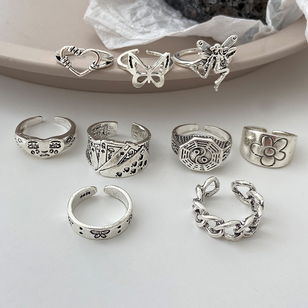 YEEZII 8pcs / Set Cincin Jari Bentuk Kupu-Kupu Hati Tai Chi Model Rongga Tidak Teratur Warna Silver Gaya Retro Untuk Wanita