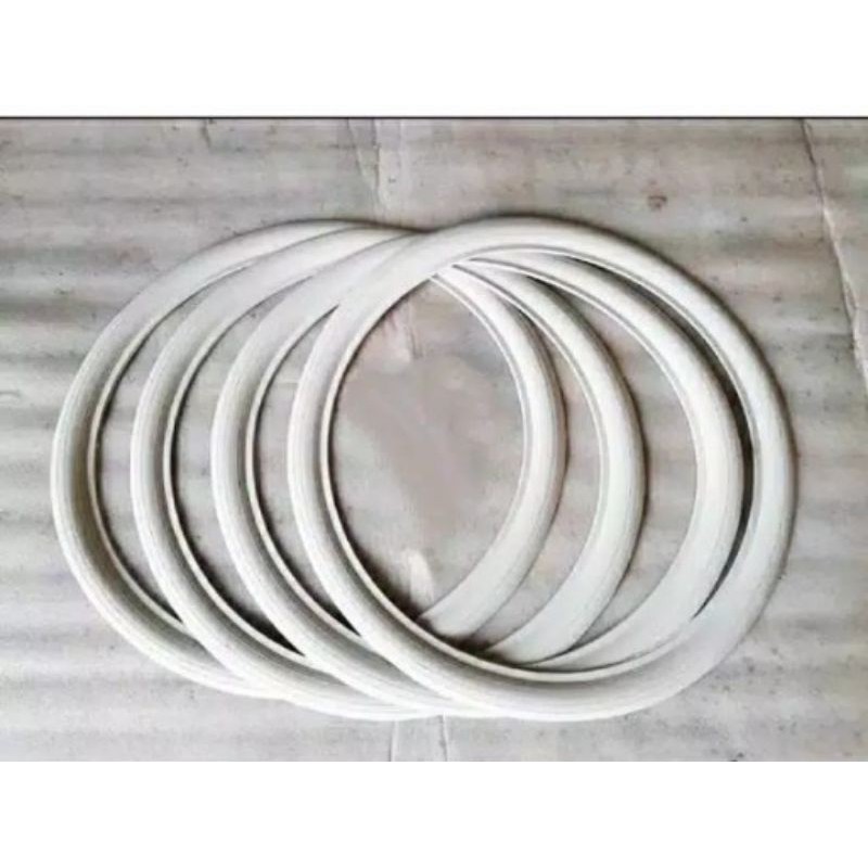 List ban putih ring 17