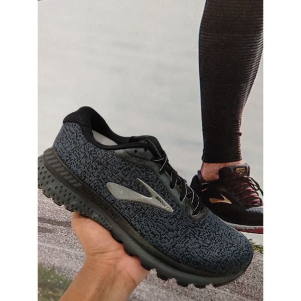 Brooks Adrenaline GTS 20 Sepatu Running Sport Pria Original