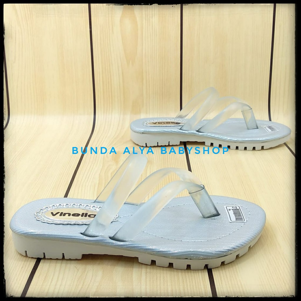 Sandal Anak Perempuan Jepit Usia 3 4 5 6 7 Tahun Size 26 - 35 PUTIH - Sendal Anak Cewek Casual Silver Alas Karet Anti Licin