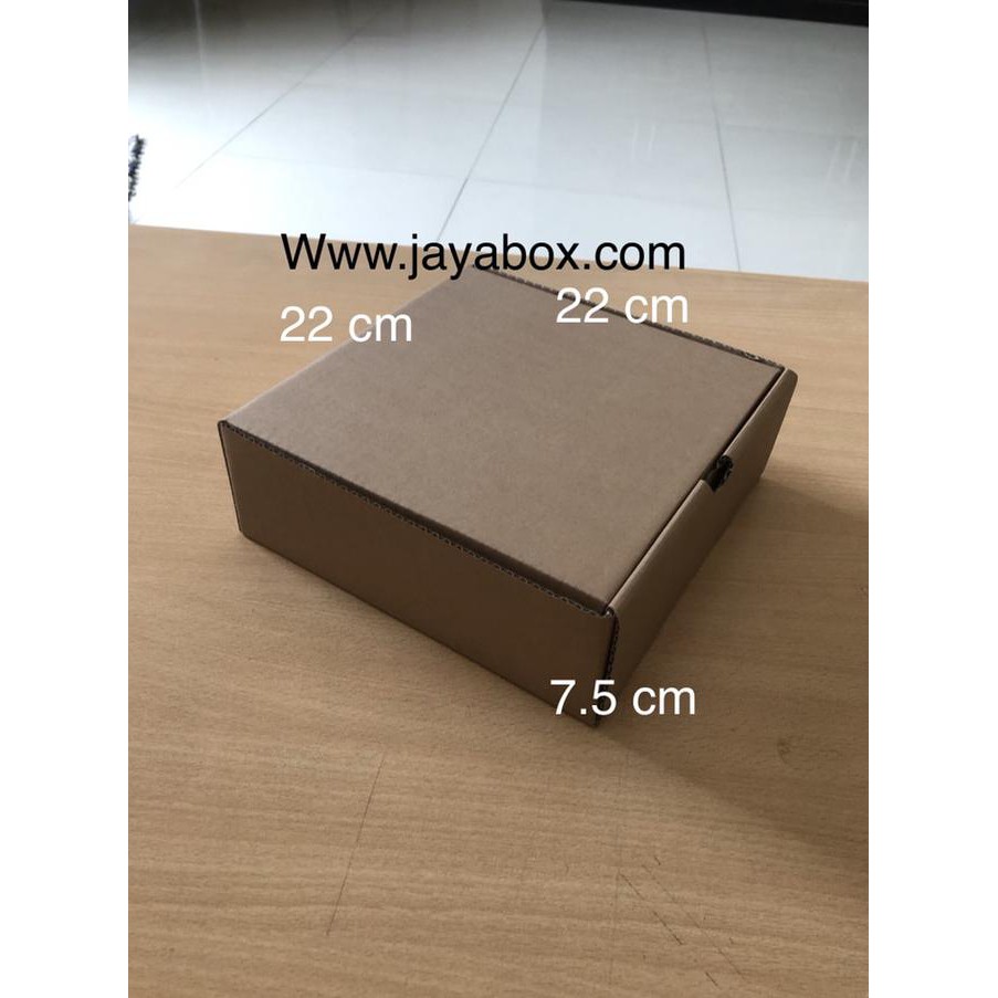 

Kardus / box pizza / kue 22x22x7 cm LIMITED EDITION