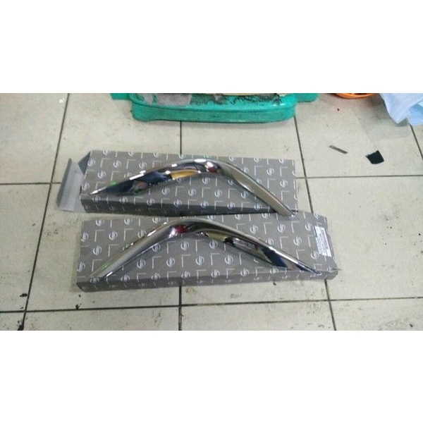 lis poglamp grand livina hws original