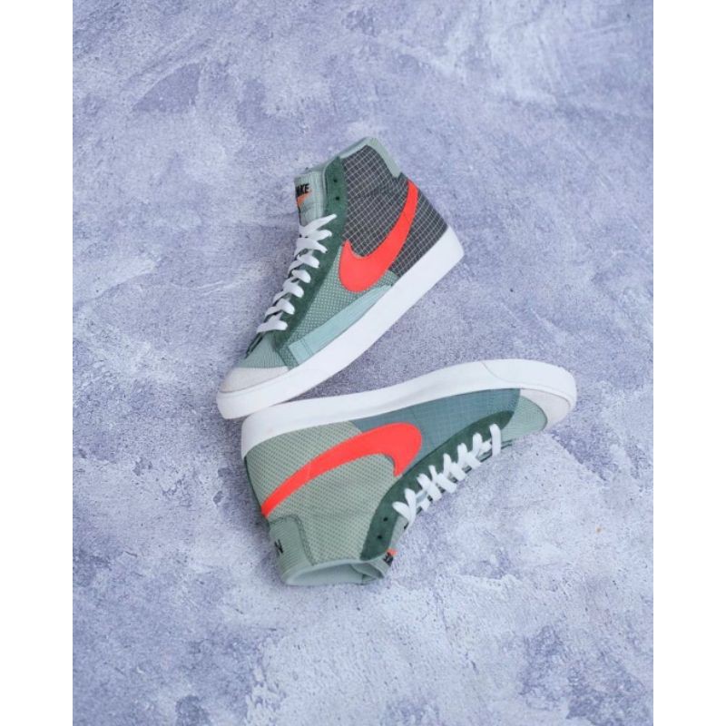 NIKE BLAZER MID '77 PATCH DUTCH GREEN / TM ORANGE-GALATIC JADE ORIGINAL