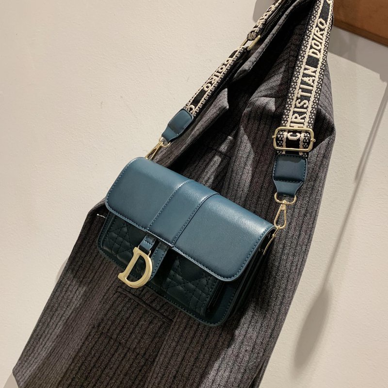 (2Pc Bisa 1Kg)GTBI998875228 New arrival  !!! Tas Selempang Wanita Import Premium