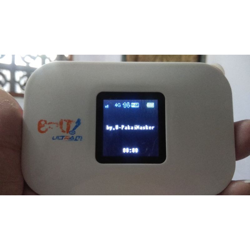 Modem Bolt Aquilla Slim BL-1(Telkomsel,byu ,smartfren)Tidak restart2 dan aman Reset ,ada imei