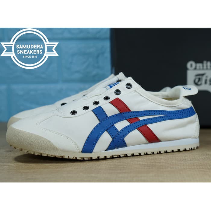 Sepatuwanita-Flatshoes-Teplek-Ruffle-Hitam-Teplek-Kerut-Kachiiro IT3LM3 "onitsuka tiger slip on"