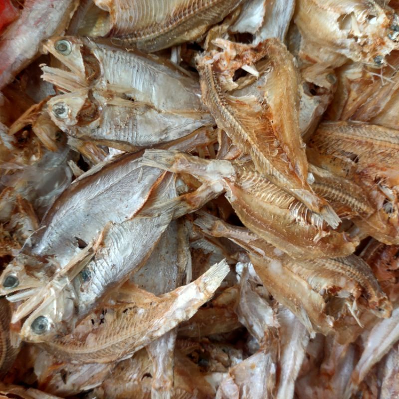 

ikan asin bilis 100gram