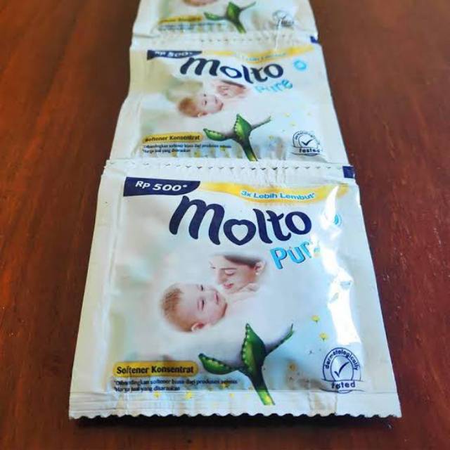 Pewangi Pakaian MOLTO Pure Putih Sachet 12 Ml Molto 500 Molto Gantung